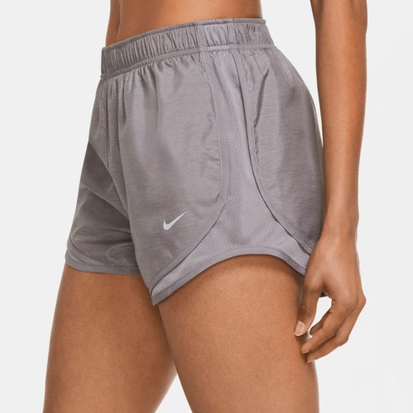 🆕 Nike Women's Tempo Dry Core 3" Running Shorts color Gray and light gray - Picture 2 of 9